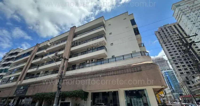 Apartamento à venda na Rua 272, 30, Meia Praia, Itapema