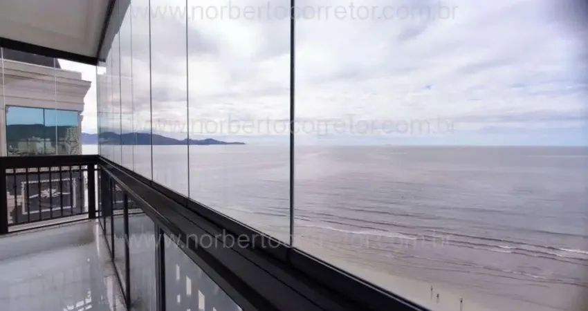 Apartamento à venda na Rua 321, 20, Meia Praia, Itapema