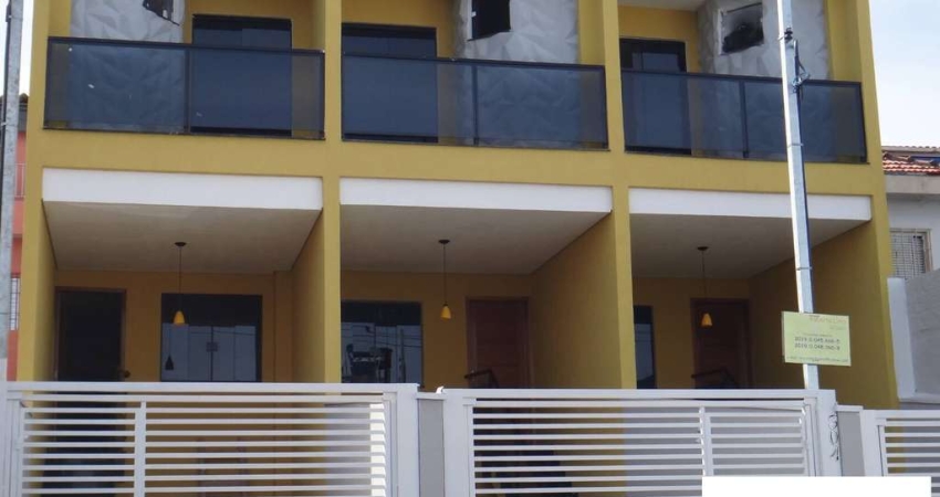 SOBRADO NOVO LINDO E MODERNO PRÓXIMO AO CHAMA SUPERMERTCADO DA AV.ITAQUERA