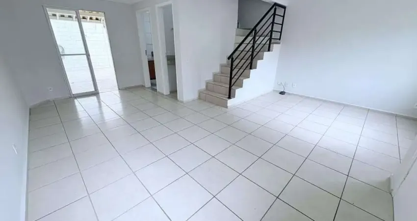 Oportunidade!! Casa a venda no condomínio jardim de verssailes