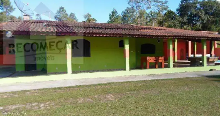 Sítio para Venda em Suzano, Palmeiras, 3 dormitórios, 2 suítes, 4 banheiros, 2 vagas