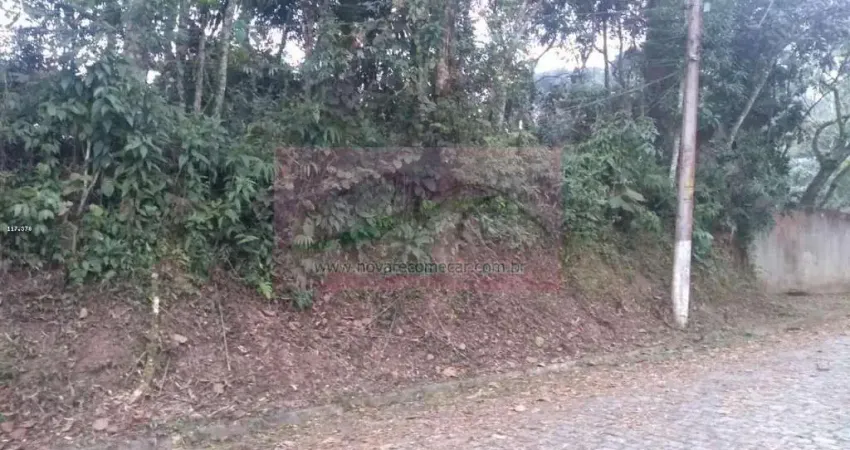 Terreno à venda na Avenida Kaethe Richers, Centro, Ribeirão Pires