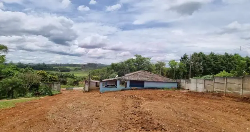 Chácara para Venda em Suzano, IPELANDIA, 3 dormitórios, 1 banheiro, 3 vagas