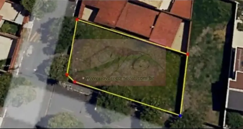 Terreno à venda na Avenida Ângelo Bianconi, Jardim Realce, Suzano