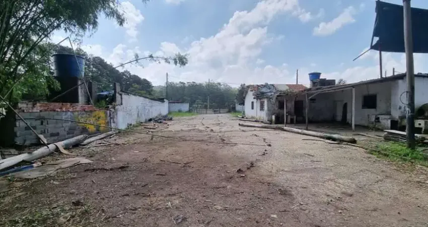 Terreno à venda no Jardim do Lago, Suzano 