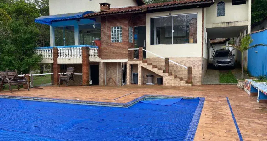 Chácara para Venda em Suzano, Clube dos Oficiais, 4 dormitórios, 1 suíte, 4 banheiros, 5 vagas