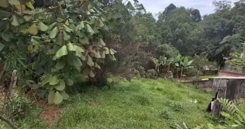 Terreno à venda no Jardim São Marcos, Suzano