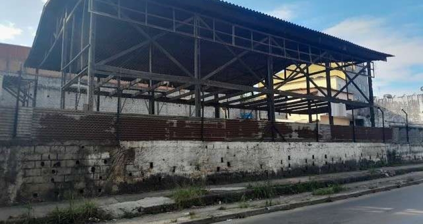 Terreno para Venda em Guarulhos, Água Chata, 2 banheiros