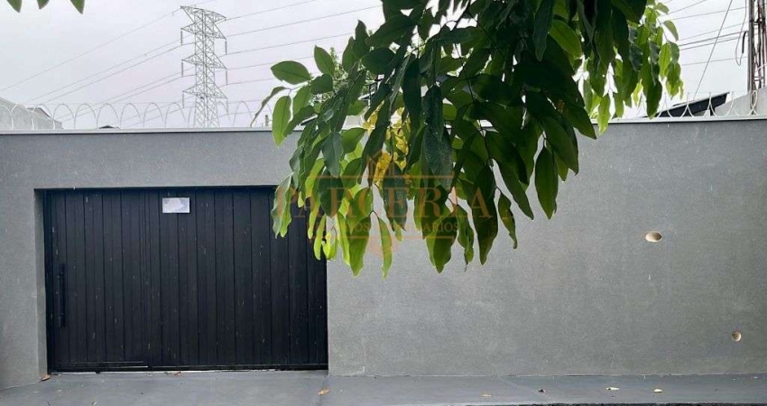 Casa padrao a venda com churrasqueira em CONJUNTO HABITACIONAL CLOVIS VALENTIN PICOLOTTO