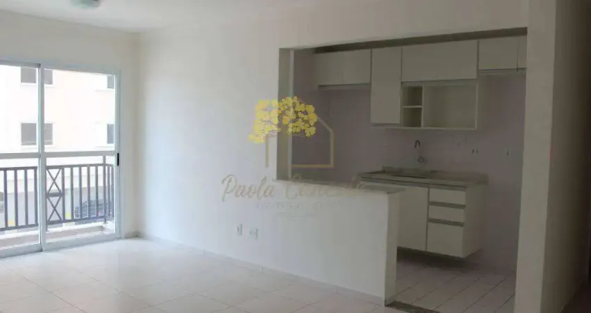 Apartamento no Monte Castelo com 3 dormitórios e armários planejados.