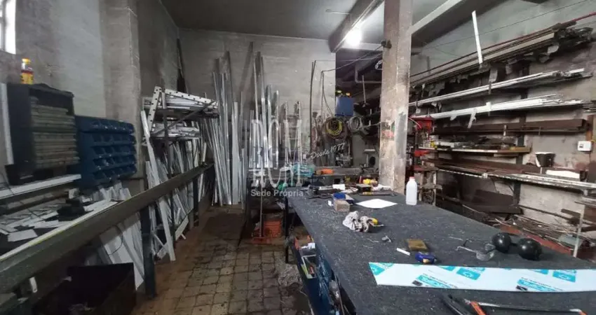 Ponto comercial para alugar na Rua Frei Gaspar, x 2278, Parque São Vicente, São Vicente