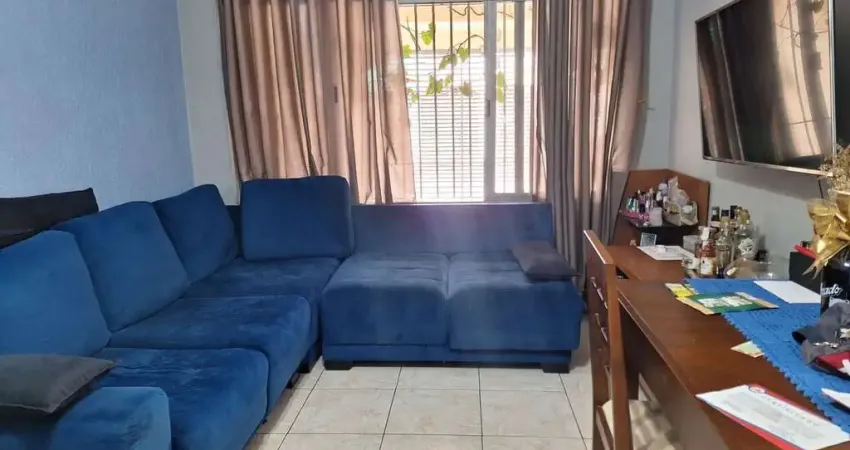 Oportunidade Única: Sobrado em Localização Privilegiada FL43