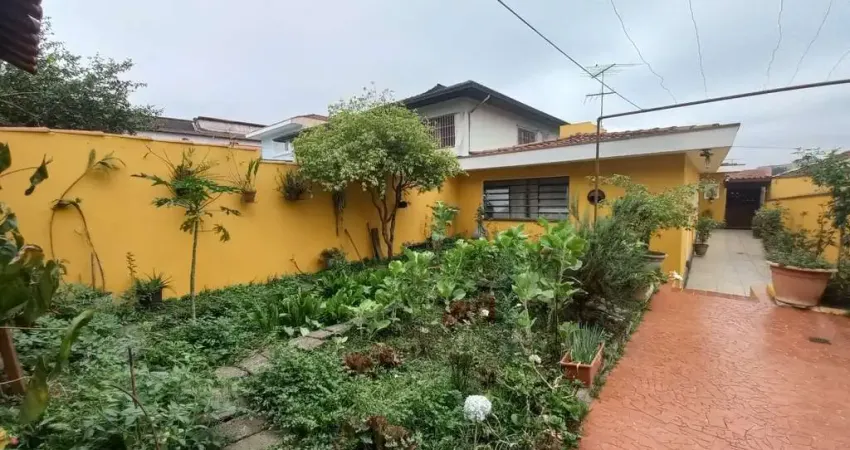 CASA TÉRREA 3 QUARTOS 4 BANH 5 VAGAS           FL21