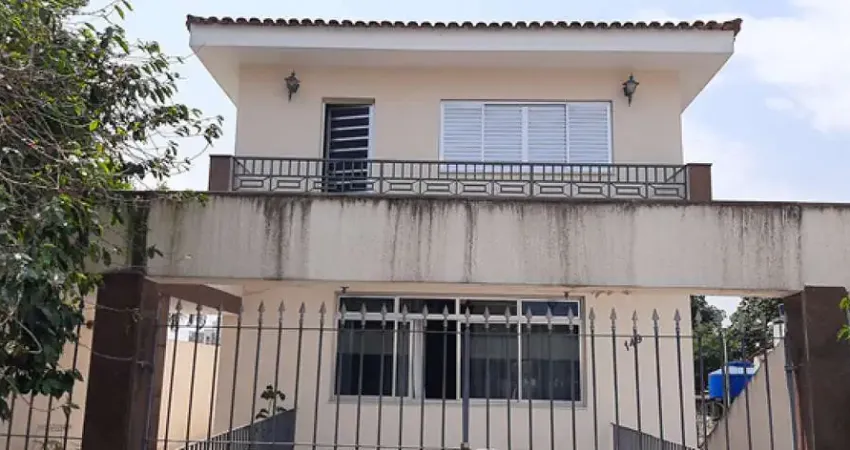 Sobrado Isolado, Rua Fechada e Ótimo Local  - Jaguaré 4 Quartos, 2 Suítes - FL22