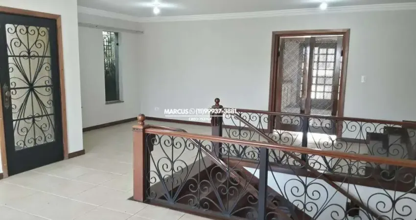 Vila São Francisco 4 dormitórios todos com armários, sendo 02 suítes com closet. FL23