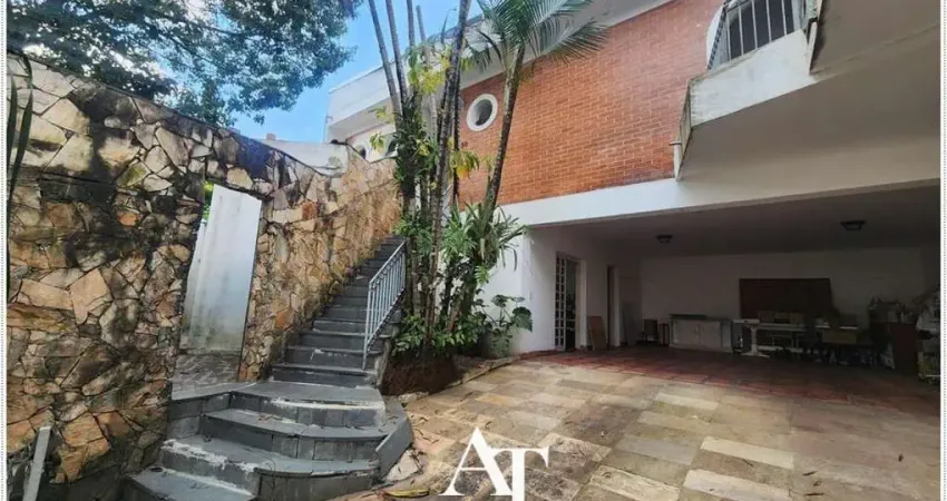 CASA TERREA JD PERI PERI - 3 DORMITORIOS (1 SUITE) COM 6 VAGAS