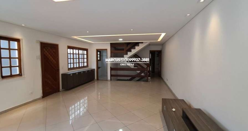 Casa na Vila São Francisco com 4 quartos sendo 3 suítes, 6 vagas de garagem. FL23