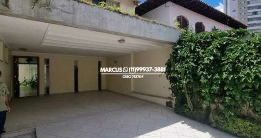 Casa no Jd. das Vertentes c/ 4 quartos, 2 suítes, 4 salas, 4 vagas de garagem cobertas. FL23