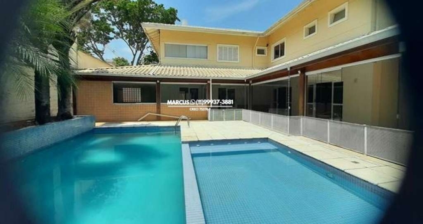 CASA DE ALTO PADRÃO EM CONDOMÍNIO FECHADO | 5 SUÍTES | PISCINA | 4 VAGAS. FL23
