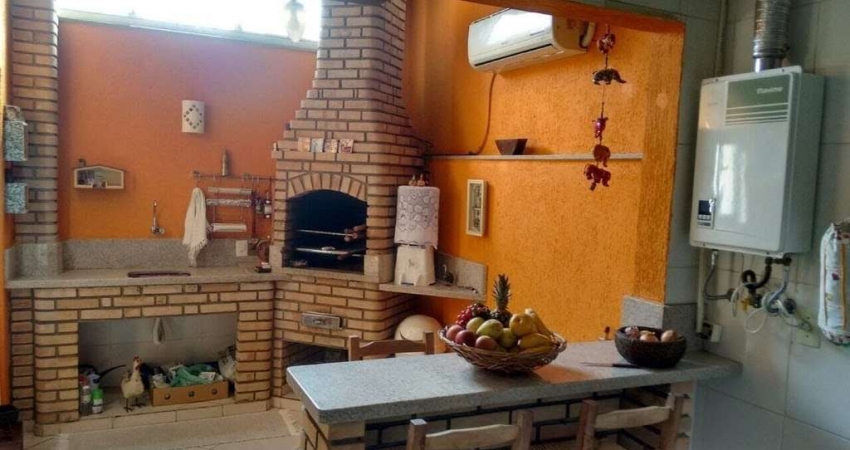 SOBRADO CONDOMÍNIO 130m² 3 DORMITÓRIOS 1 SUÍTE 2 VAGAS JD MONTE KEMEL  FL45