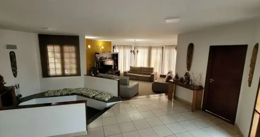 SOBRADO 4 QUARTOS;  2 SUÍTES, 4 BANHEIROS, 6 VAGAS, PARQUE DOS PRINCIPES      FL21