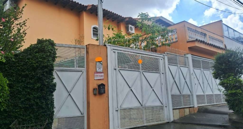 Casa Sobrado para alugar com 3 quartos - Jardim Bonfiglioli - FL63