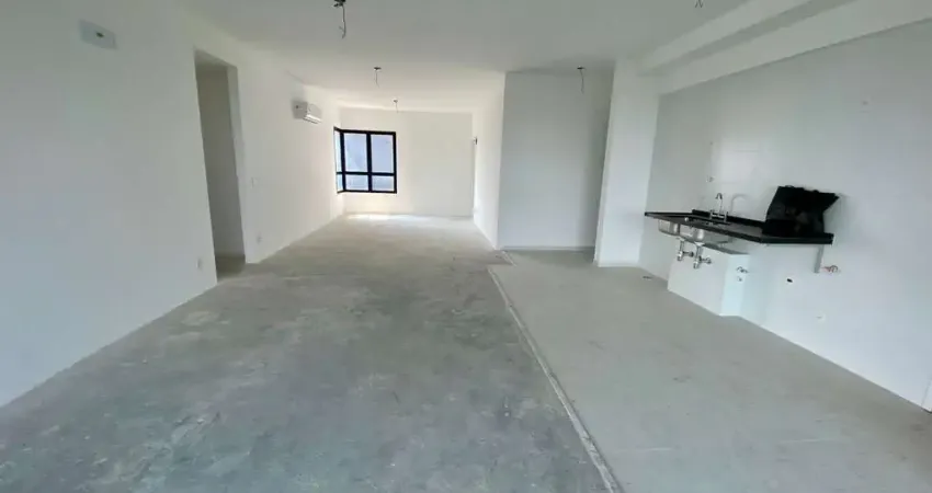 Apartamento 183m2 no São Francisco 4 Quartos 2 suítes 4 vagas . FL13