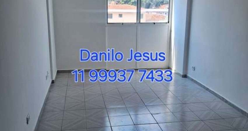 Apartamento com 3 dormitórios, 2 banheiros e 1 vaga