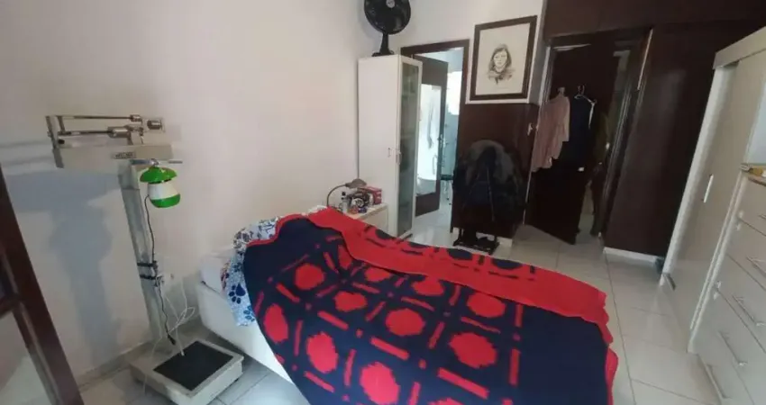 Sobrado de 150m² no Jardim Rizzo - 3 Suítes e 2 Vagas, FL28