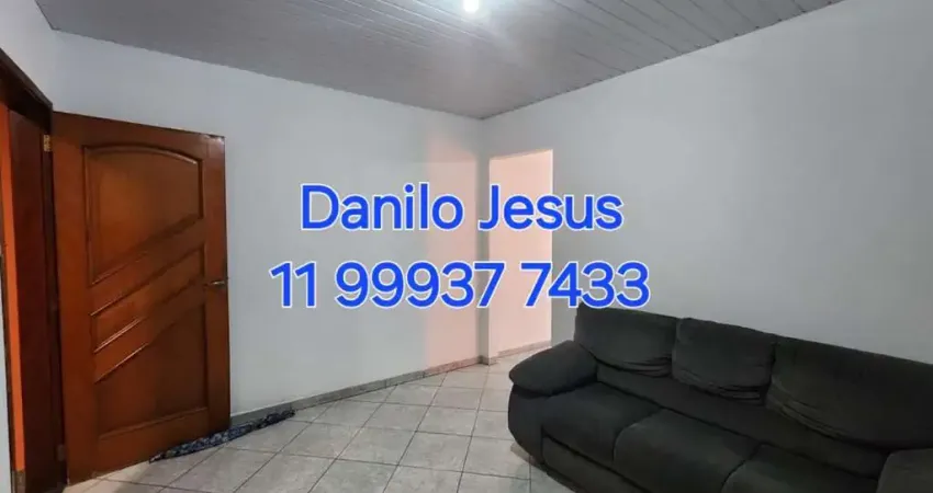 Casa com 3 quartos para alugar na Rua Edvard Carmilo, 1165, Jardim Celeste, São Paulo