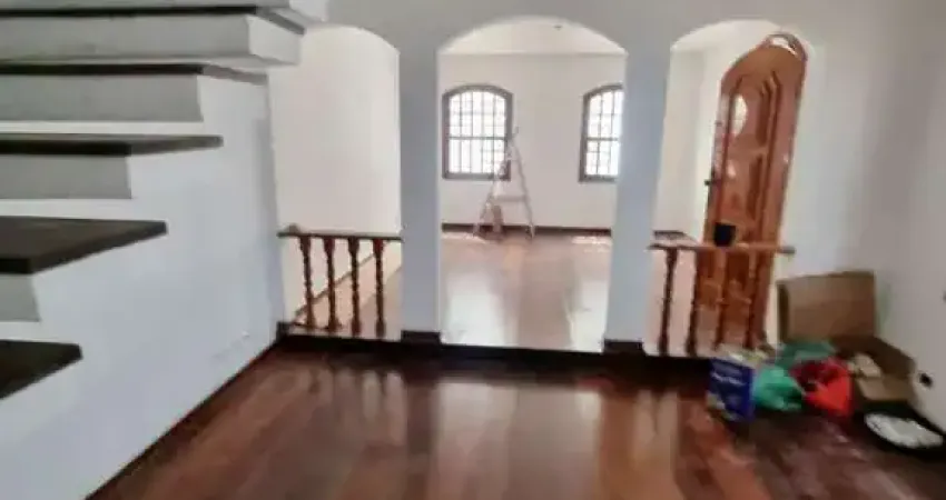 Casa em condomínio fechado com 3 quartos para alugar na Rua Heitor Ariente, 50, Jardim das Vertentes, São Paulo