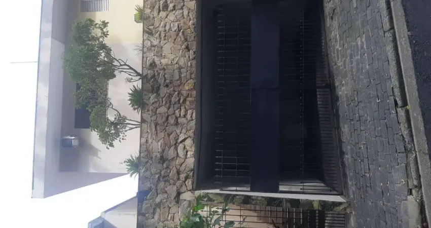 Casa em condomínio fechado com 3 quartos para alugar na R Kohei Yokoyana, 346, Jardim Peri Peri, São Paulo