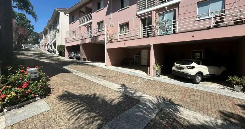 LINDO SOBRADO CONDOMINIO SÃO FRANCISCO FL37