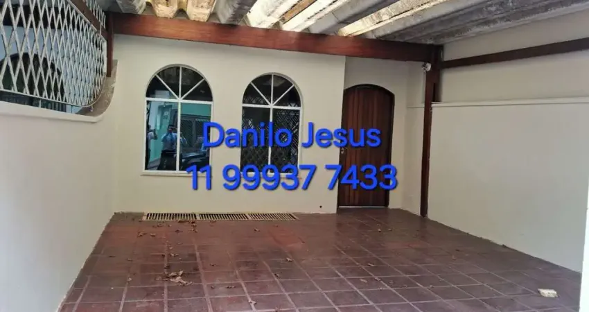 Casa com 3 dormitórios, 2 vagas e edicula e depósito. FL51