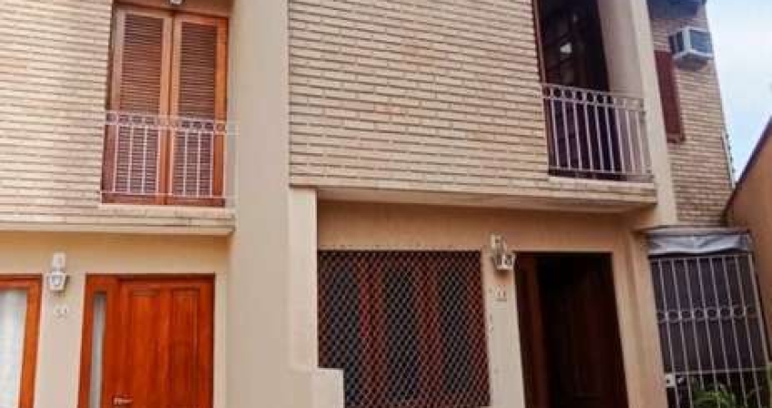 Casa em condomínio fechado com 2 quartos para alugar na Rua Antônio de Almeida Naves, 103, Cidade dos Bandeirantes, São Paulo