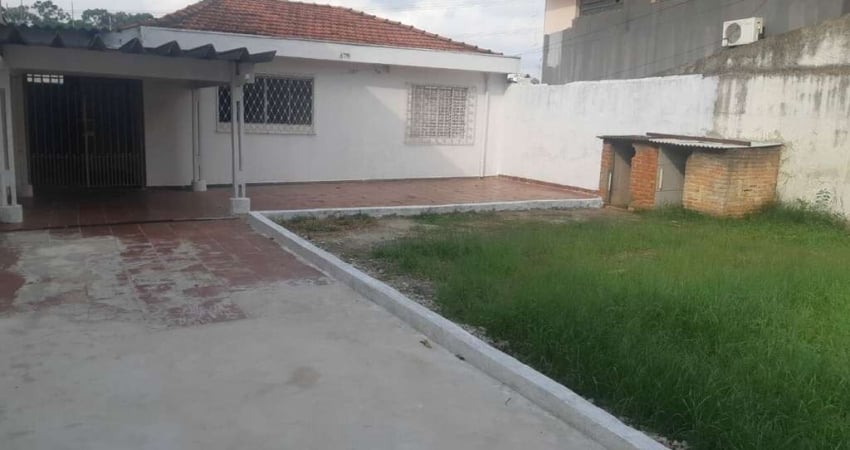 CASA TERREA COM QUINTAL AMPLO FL26
