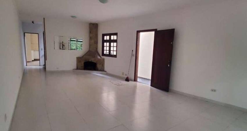 Sobrado 3 quartos 1 suíte 4 vagas com 250m2 no Butantã