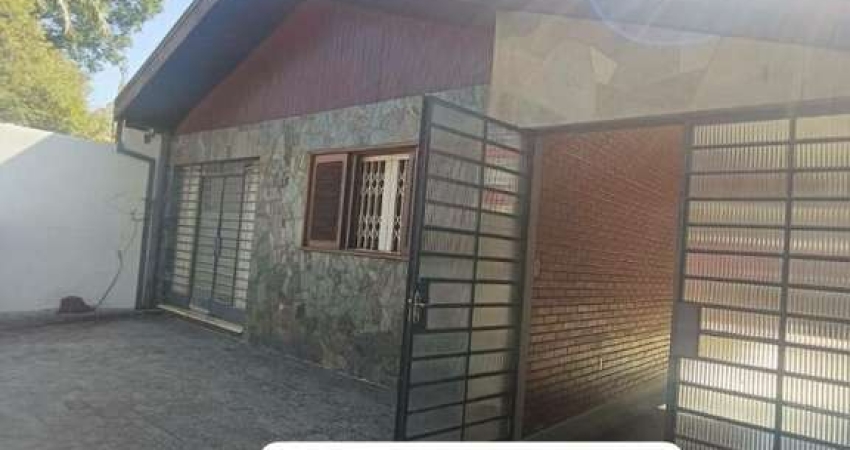 Casa com 2 quartos para alugar na Rua José Rubens, 44, Caxingui, São Paulo