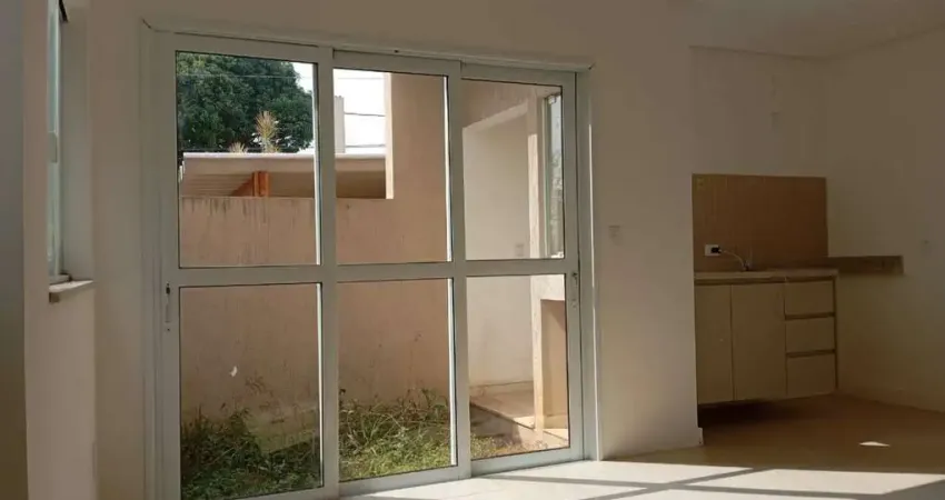 VENDA SOBRADO 120m² 03 DORMITÓRIOS 01(SUÍTE) E DUAS VAGAS DE GARAGENS  FL38