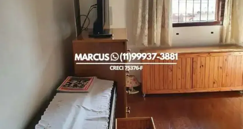 Casa no Butantã c/ 3 quartos, sendo 2 suítes, corredor lateral, fácil acesso a transporte. FL23