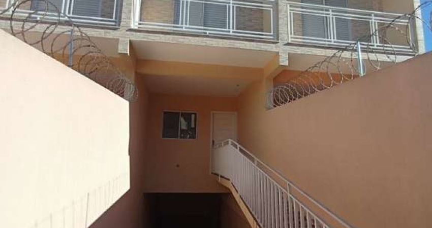 Casa com 3 quartos para alugar na Rua Iaquirana, 13, Rio Pequeno, São Paulo