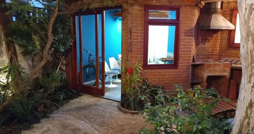 CASA 3 QUARTOS COM QUINTAL AREA GOURMET NO BUTANTÃ FL48