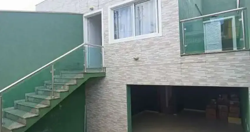 SOBRADO COM 3 DORMITORIOS E 150 M2 FL26