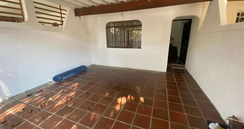 Sobrado  2 quartos, lavanderia, quintal, e 2 vagas coberta no butantã. fl64