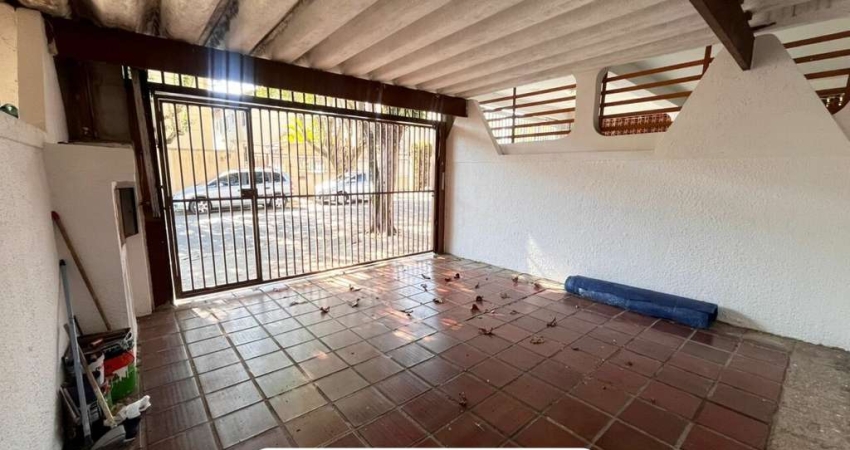 CASA 2 QUARTOS COM QUINTAL 2 VAGAS NO JD ESTER  BUTANTÃ FL48