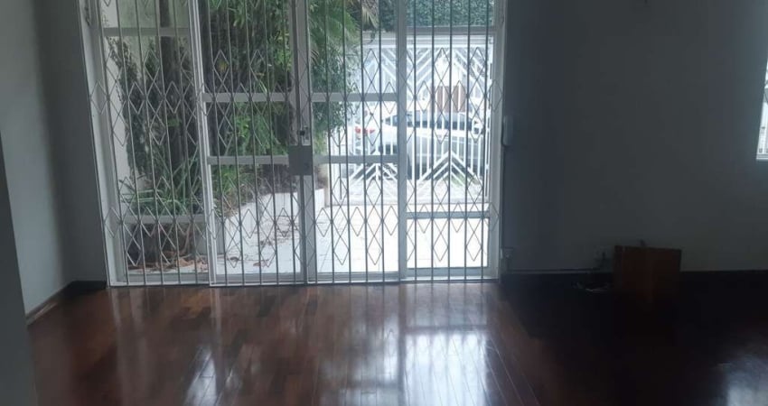 Casa com 3 quartos para alugar na Rua Judite França Costa, 178, Jardim Bonfiglioli, São Paulo