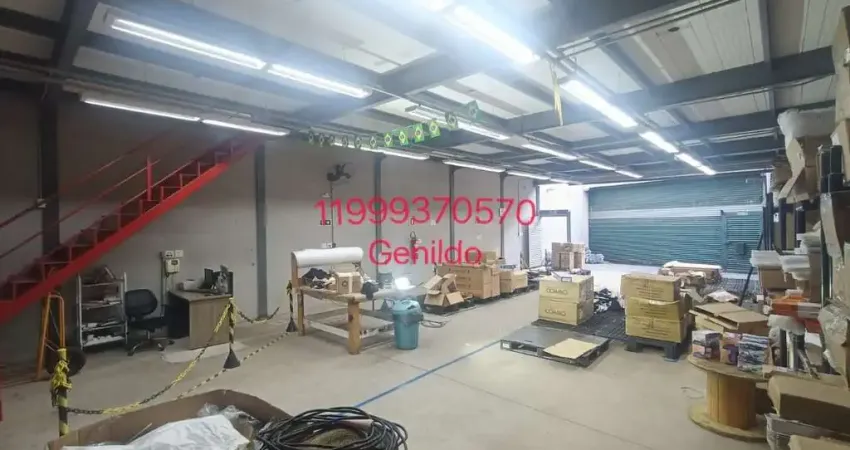 GALPÃO COM 400M2  PORTÃO ELETRÔNICO DO LADO DA RODOVIA RAPOSO TAVARES FL55