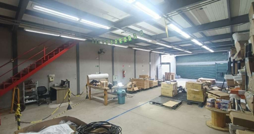GALPÃO  Comercial para alugar, 400m² - Vila Antônio
