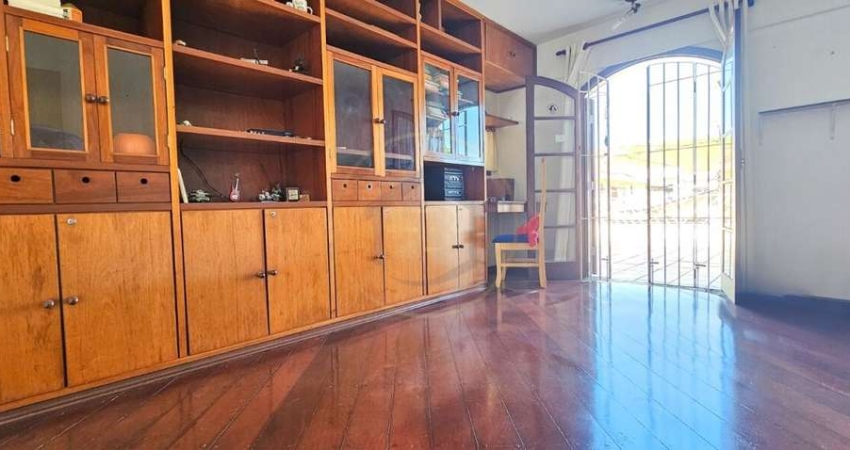 VENDA SOBRADO 150 m² 04 QUARTOS 02 SUÍTES E DUAS VAGAS DE GARAGENS - FL38