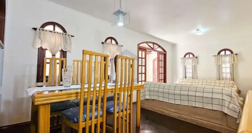 VENDA SOBRADO 150 m² 04 QUARTOS 02 SUÍTES E DUAS VAGAS - FL38